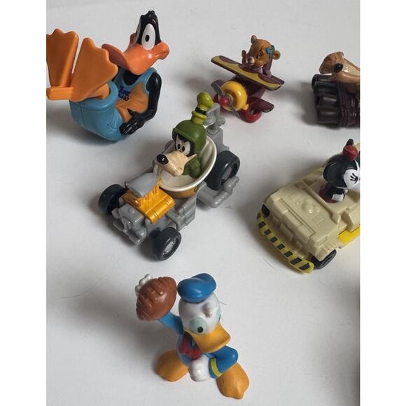 Lot Of 9 Disney & Looney Tunes toys Minnie, Goofy, Scrooge McDuck. Grand Sales. - Picture 2 of 4